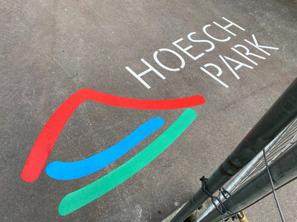 Hoeschparks-mts-bodenmnarkierung-markierung